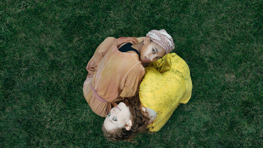 Willow and Jahnavi Harrison Release New EP ‘R I S E’ Out Now