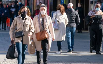 Covid: Hard months to come in pandemic for UK, says Van-Tam